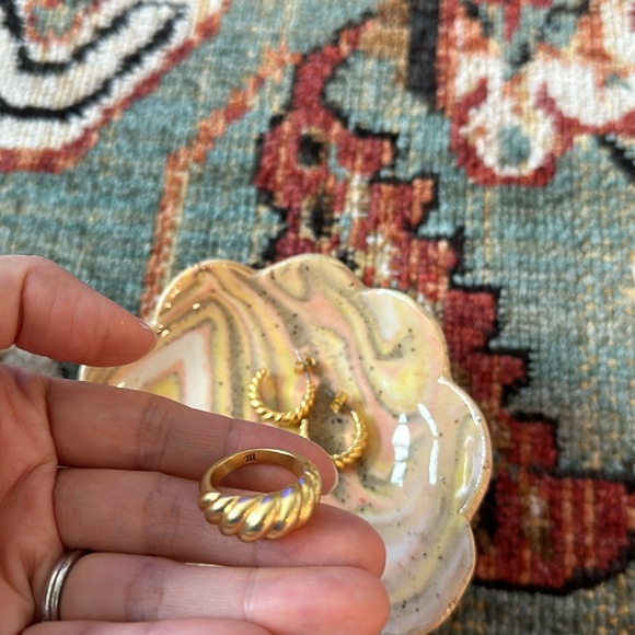 Madewell Ring&Earrings Set - Picture 4 of 5